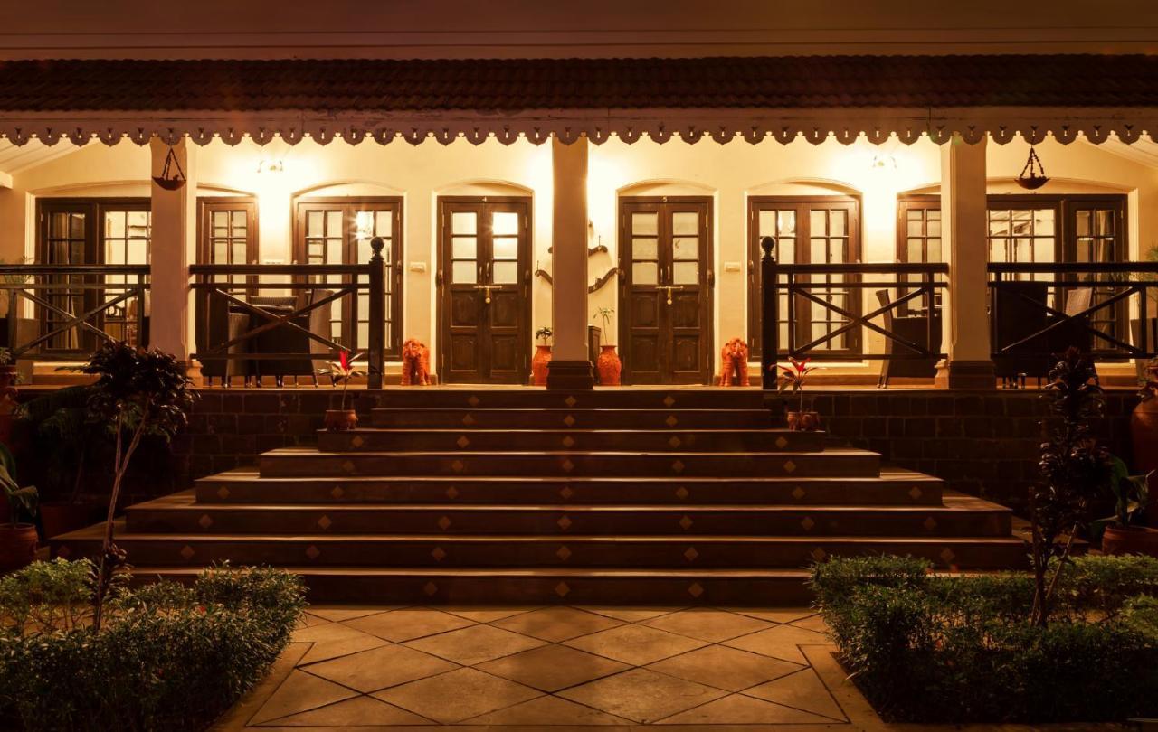 Welcomheritage Golf View Pachmarhī Exterior foto