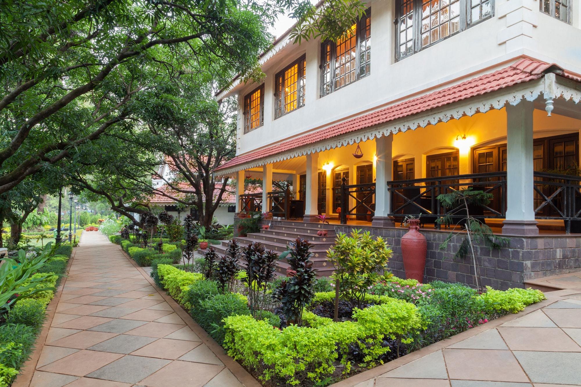 Welcomheritage Golf View Pachmarhī Exterior foto
