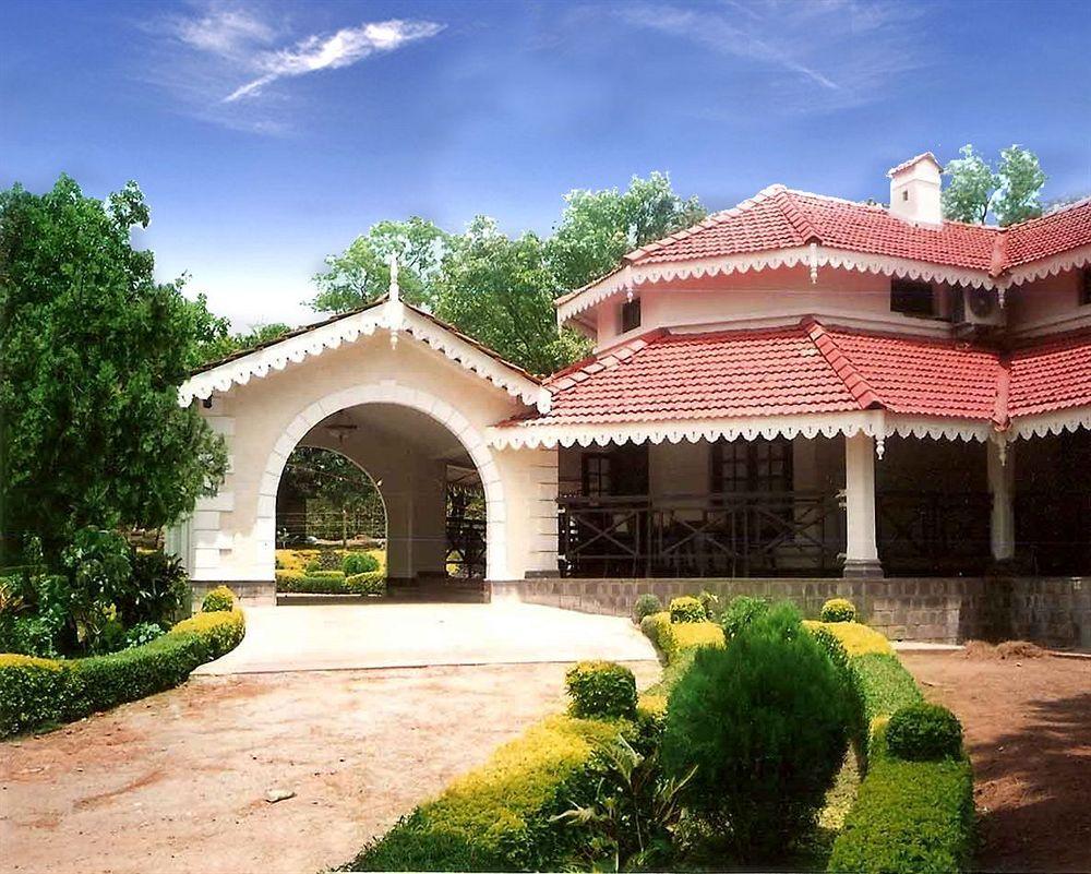 Welcomheritage Golf View Pachmarhī Exterior foto